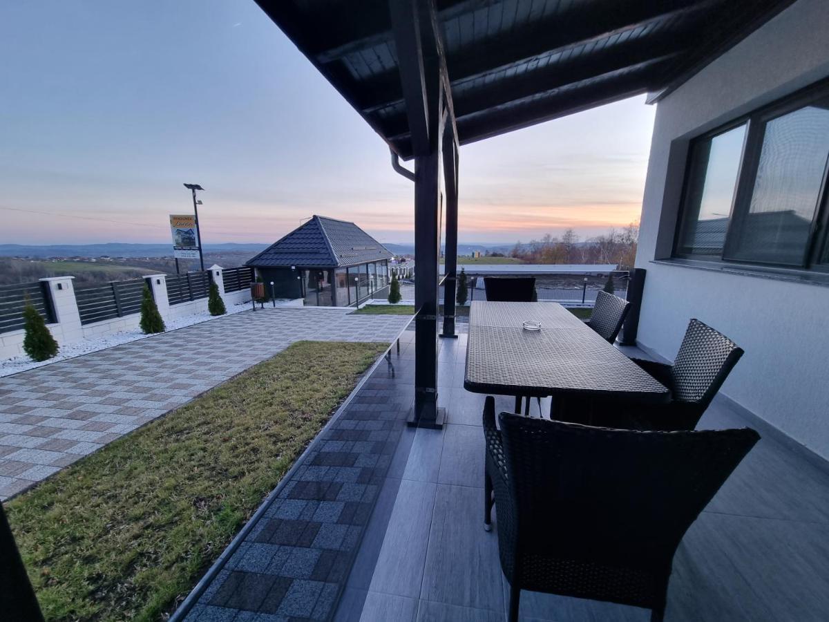 Casa De Vacanta Larisa Novaci-Străini Екстериор снимка
